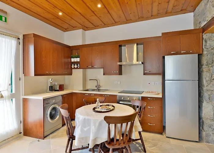 Landhaus Vasilikis House *